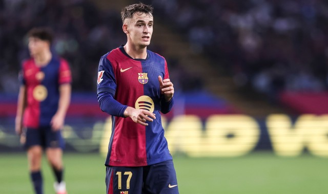 西汉姆联转向巴萨中场卡萨多，此前求购桑托斯未果