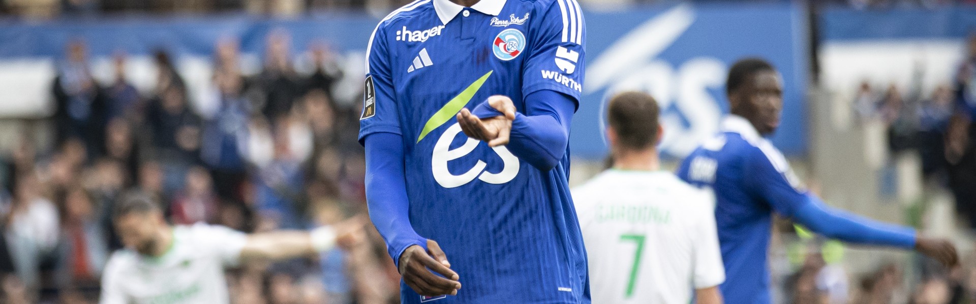 记者：切尔西相信埃梅加2026年将具备征战英超的水平