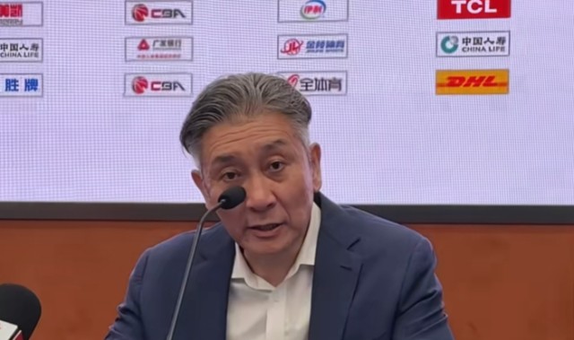 深圳胜山西发布会！郑永刚重提多人带伤肯定精神，贺希宁打服对手|李慕豪|周鹏|伤病|球队|史密斯_新浪体育_新浪新闻